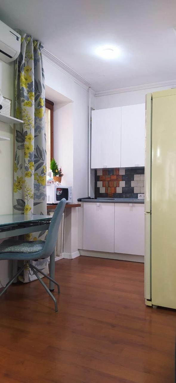 Apartment центр крещатик Kyiv